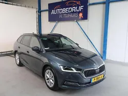 Grijs, metallic lak Gebruikt 2021 Skoda Octavia Business Line Stationwagen | € 17.750 (Eerlijke prijs)