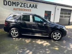 Zwart Gebruikt 2007 Mercedes 350 SUV | € 11.500 (Eerlijke prijs)