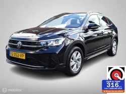 Zwart Gebruikt 2023 VW Taigo Life SUV | € 19.495 (Super prijs)