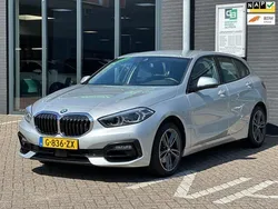 Grijs Gebruikt 2020 BMW 118 Executive Hatchback | € 19.999 (Eerlijke prijs)