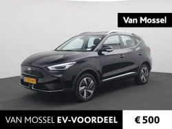 Zwart, metallic lak Gebruikt 2023 MG ZS Luxury Sedan | € 21.444 (Eerlijke prijs)
