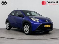 Blauw Gebruikt 2024 Toyota Aygo Play Hatchback | € 18.499 (Eerlijke prijs)