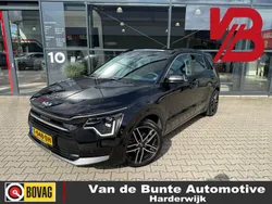 Zwart Gebruikt 2023 Kia Niro SUV | € 32.450 (Eerlijke prijs)