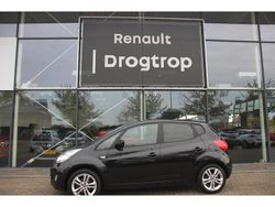Zwart Gebruikt 2014 Kia Venga Hatchback | € 7.925 (Eerlijke prijs)