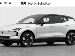 Wit Nieuw 2025 Volvo EX30 Plus SUV | € 41.940