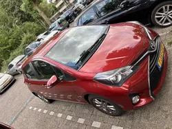 Gebruikt 2015 Toyota Yaris Comfort Sedan | € 8.500 (Eerlijke prijs)