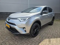 Grijs Gebruikt 2018 Toyota RAV4 Edition SUV | € 25.980 (Goede deal)