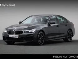 Sophistograu brillianteffect metallic (grijs metallic) Gebruikt 2022 BMW 545e Comfort Edition Sedan | € 55.880 (Eerlijke prijs)