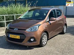Bruin Gebruikt 2015 Hyundai i10 Comfort Hatchback | € 7.250 (Eerlijke prijs)