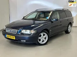 Blauw, metallic lak Gebruikt 2000 Volvo V70 Stationwagen | € 1.450 (Eerlijke prijs)