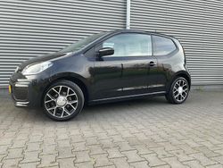 Zwart Gebruikt 2018 VW up! take up! Hatchback | € 9.450 (Eerlijke prijs)