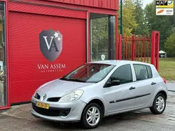 Grijs Gebruikt 2008 Renault Clio II Hatchback | € 1.295 (Goede deal)
