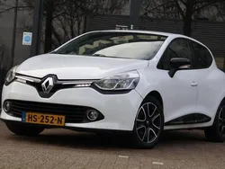 Wit Gebruikt 2015 Renault Clio IV Dynamique Hatchback | € 5.995 (Goede deal)