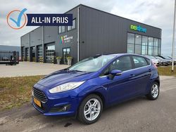 Blauw Gebruikt 2014 Ford Fiesta Titanium Hatchback | € 7.450 (Eerlijke prijs)