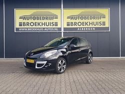 Zwart (metallic) Gebruikt 2011 Renault Scénic III Bose Edition MPV | € 3.150 (Super prijs)