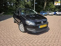 Zwart, metallic lak Gebruikt 2014 VW Polo Edition Hatchback | € 6.450 (Goede deal)