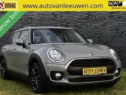 Grijs, metallic lak Gebruikt 2018 Mini Clubman Chili Stationwagen | € 17.925