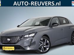 Grijs Gebruikt 2024 Peugeot 308 Allure Hatchback | € 22.800