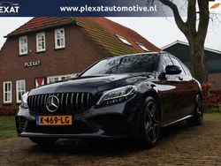 Grijs, metallic lak Gebruikt 2021 Mercedes C300e Business Stationwagen | € 28.945 (Goede deal)
