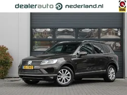 Bruin Gebruikt 2015 VW Touareg Highline SUV | € 18.600