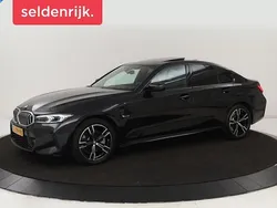 Zwart Gebruikt 2022 BMW 320 M Sport Sedan | € 32.900 (Duur)