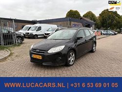 Zwart Gebruikt 2013 Ford Focus Titanium Stationwagen | € 2.250 (Eerlijke prijs)