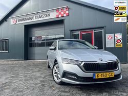Grijs Gebruikt 2020 Skoda Octavia Business Line Stationwagen | € 15.850 (Goede deal)
