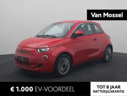 Rood Gebruikt 2023 Fiat 500e Red Hatchback | € 21.400 (Eerlijke prijs)