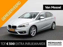 Grijs, metallic lak Gebruikt 2017 BMW 225 Active Tourer Comfort Edition MPV | € 19.900 (Eerlijke prijs)