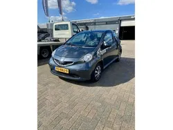 Grijs Gebruikt 2008 Toyota Aygo Hatchback | € 1.995 (Eerlijke prijs)