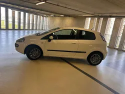 Wit Gebruikt 2011 Fiat Punto Hatchback | € 2.300 (Eerlijke prijs)
