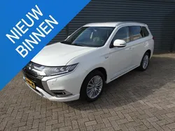 Wit Gebruikt 2019 Mitsubishi Outlander Intense+ SUV | € 22.799 (Eerlijke prijs)