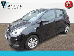 Zwart Gebruikt 2018 Hyundai i10 Comfort Hatchback | € 12.448 (Eerlijke prijs)