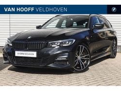 Saphirschwarz Gebruikt 2020 BMW 318 Executive Stationwagen | € 27.950 (Eerlijke prijs)