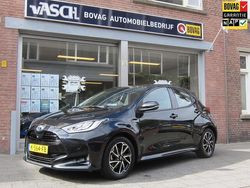 Zwart Gebruikt 2020 Toyota Yaris Hatchback | € 20.450 (Eerlijke prijs)