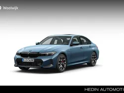 Blauw Nieuw 2025 BMW 330e Sedan | € 69.902 (Eerlijke prijs)