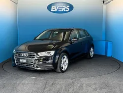 Zwart Gebruikt 2015 Audi A3 Attraction Hatchback | € 14.645