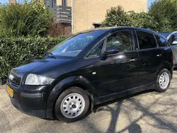 Zwart Gebruikt 2001 Audi A2 Hatchback | € 1.495