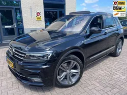 Zwart Gebruikt 2018 VW Tiguan Highline SUV | € 25.995 (Eerlijke prijs)