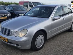Grijs Gebruikt 2003 Mercedes C200 Elegance Sedan | € 2.950 (Eerlijke prijs)