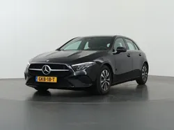 Zwart Gebruikt 2024 Mercedes A180 Edition Hatchback | € 33.850 (Eerlijke prijs)