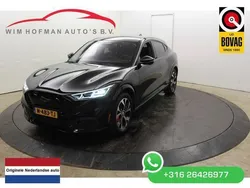 Zwart Gebruikt 2021 Ford Mustang Mach-E SUV | € 30.740 (Goede deal)