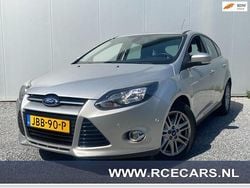 Grijs, metallic lak Gebruikt 2014 Ford Focus Titanium Hatchback | € 6.750 (Eerlijke prijs)