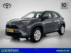 Grijs Gebruikt 2024 Toyota Yaris Cross Active SUV | € 28.950 (Eerlijke prijs)