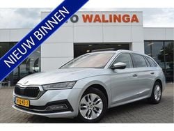 Grijs Gebruikt 2022 Skoda Octavia Ambition Stationwagen | € 16.900 (Goede deal)