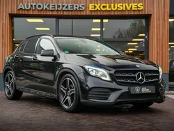 Zwart Gebruikt 2019 Mercedes GLA180 Night SUV | € 25.900 (Eerlijke prijs)