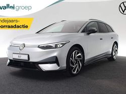 Wit, metallic lak Gebruikt 2024 VW ID.7 Edition Stationwagen | € 52.300 (Eerlijke prijs)