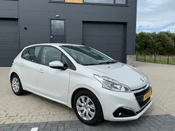 Wit Gebruikt 2017 Peugeot 208 Hatchback | € 7.745 (Eerlijke prijs)