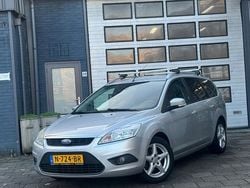 Grijs Gebruikt 2010 Ford Focus Ghia Stationwagen | € 1.495 (Super prijs)
