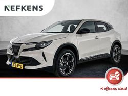 Grijs Nieuw 2025 Alfa Romeo Junior SUV | € 41.505 (Duur)